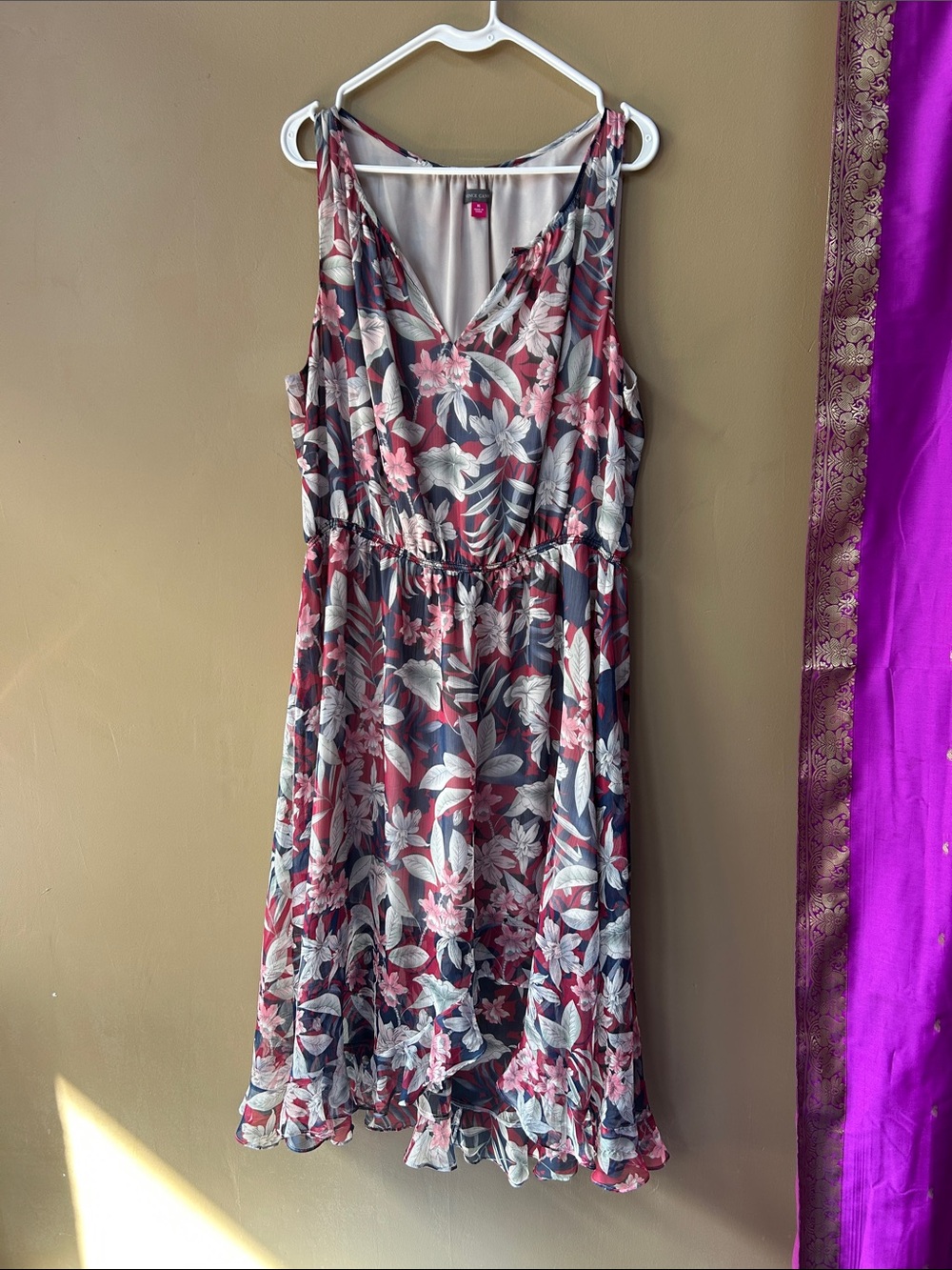 Vince Camuto Floral Sleeveless Midi Dress in Burgundy, Navy and Cream